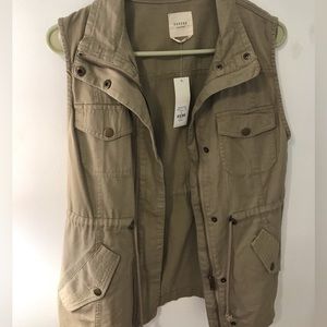 NWT Francesca’s Harper brand vest/sleeveless jacket